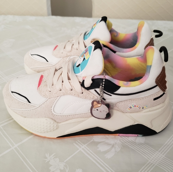 New PUMA RS-X Squishmallows Cam Lace up Sneakers Womens Size 7.5 - Picture 3 of 13